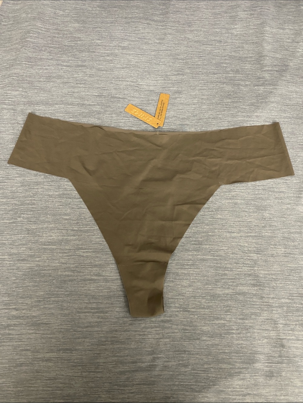3/$30 SKIMS Olive Green Seamless Thong